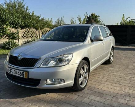 Сірий Шкода Октавія, об'ємом двигуна 1.8 л та пробігом 215 тис. км за 7900 $, фото 1 на Automoto.ua