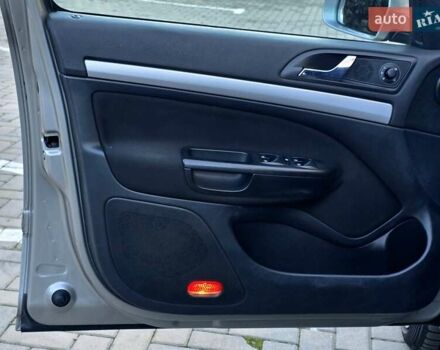 Серый Шкода Октавия, объемом двигателя 1.8 л и пробегом 226 тыс. км за 6400 $, фото 8 на Automoto.ua