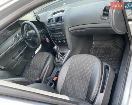 Серый Шкода Октавия, объемом двигателя 1.6 л и пробегом 310 тыс. км за 7300 $, фото 10 на Automoto.ua