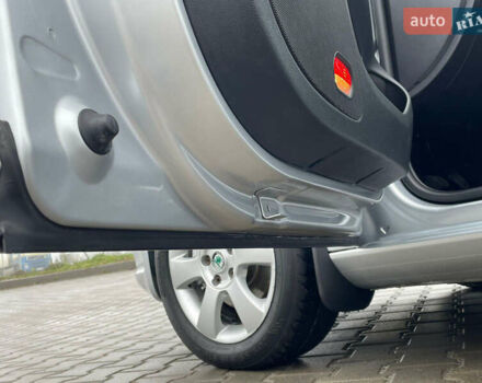 Сірий Шкода Октавія, об'ємом двигуна 1.6 л та пробігом 229 тис. км за 8999 $, фото 122 на Automoto.ua