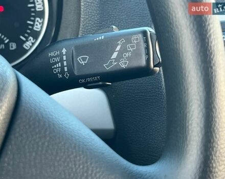 Серый Шкода Октавия, объемом двигателя 1.6 л и пробегом 134 тыс. км за 9200 $, фото 51 на Automoto.ua