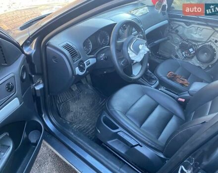 Сірий Шкода Октавія, об'ємом двигуна 1.6 л та пробігом 300 тис. км за 4200 $, фото 4 на Automoto.ua