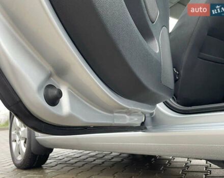 Сірий Шкода Октавія, об'ємом двигуна 1.6 л та пробігом 229 тис. км за 8999 $, фото 184 на Automoto.ua