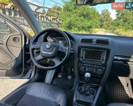 Серый Шкода Октавия, объемом двигателя 1.8 л и пробегом 221 тыс. км за 6900 $, фото 57 на Automoto.ua