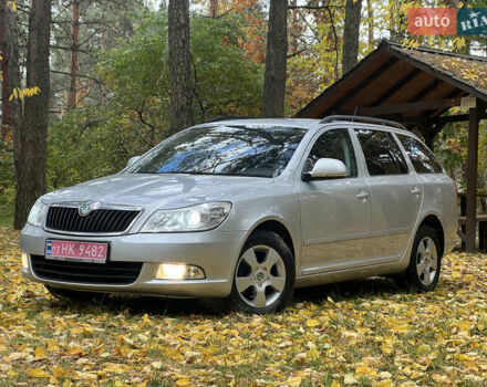 Шкода Октавия 2010 в Ровно на Automoto.ua Серый Шкода Октавия, объемом двигателя 1.4 л и пробегом 208 тыс. км за 6450 $, фото 3 на Automoto.ua