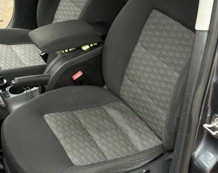 Серый Шкода Октавия, объемом двигателя 1.2 л и пробегом 301 тыс. км за 5800 $, фото 9 на Automoto.ua