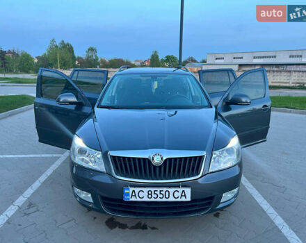 Серый Шкода Октавия, объемом двигателя 1.6 л и пробегом 276 тыс. км за 7200 $, фото 12 на Automoto.ua