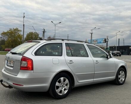 Сірий Шкода Октавія, об'ємом двигуна 2 л та пробігом 282 тис. км за 7990 $, фото 2 на Automoto.ua