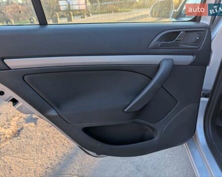 Сірий Шкода Октавія, об'ємом двигуна 1.8 л та пробігом 105 тис. км за 7850 $, фото 31 на Automoto.ua