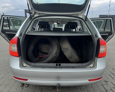 Сірий Шкода Октавія, об'ємом двигуна 2 л та пробігом 282 тис. км за 7990 $, фото 10 на Automoto.ua