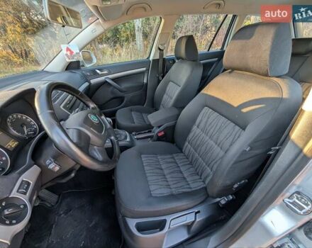 Сірий Шкода Октавія, об'ємом двигуна 1.8 л та пробігом 105 тис. км за 7850 $, фото 33 на Automoto.ua
