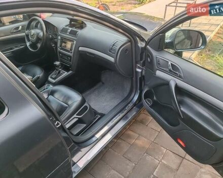 Серый Шкода Октавия, объемом двигателя 1.2 л и пробегом 220 тыс. км за 8300 $, фото 3 на Automoto.ua