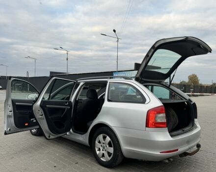 Сірий Шкода Октавія, об'ємом двигуна 2 л та пробігом 282 тис. км за 7990 $, фото 17 на Automoto.ua
