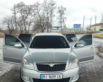 Серый Шкода Октавия, объемом двигателя 1.6 л и пробегом 336 тыс. км за 8000 $, фото 9 на Automoto.ua