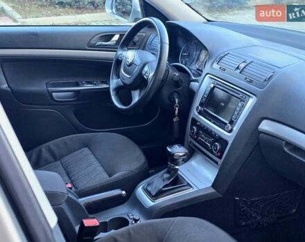 Сірий Шкода Октавія, об'ємом двигуна 1.8 л та пробігом 226 тис. км за 6500 $, фото 24 на Automoto.ua