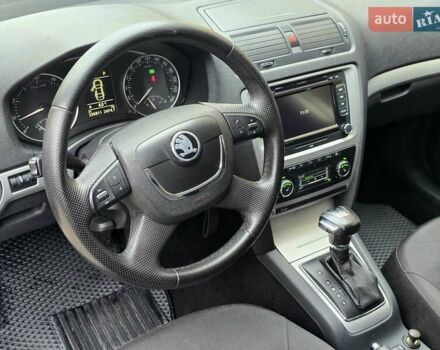 Серый Шкода Октавия, объемом двигателя 1.8 л и пробегом 226 тыс. км за 6400 $, фото 13 на Automoto.ua