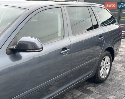 Серый Шкода Октавия, объемом двигателя 1.2 л и пробегом 209 тыс. км за 6777 $, фото 2 на Automoto.ua