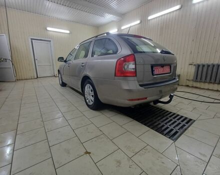 Сірий Шкода Октавія, об'ємом двигуна 0 л та пробігом 197 тис. км за 7750 $, фото 5 на Automoto.ua