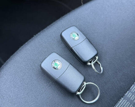 Сірий Шкода Октавія, об'ємом двигуна 1.8 л та пробігом 157 тис. км за 8150 $, фото 31 на Automoto.ua