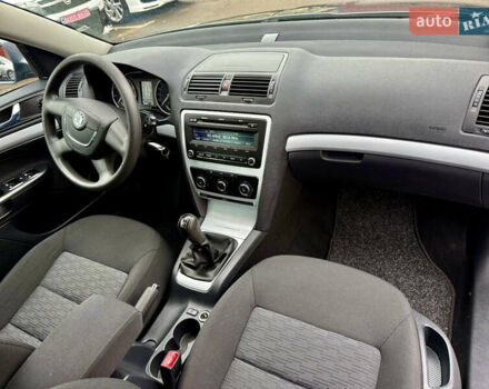 Сірий Шкода Октавія, об'ємом двигуна 1.8 л та пробігом 199 тис. км за 6599 $, фото 25 на Automoto.ua