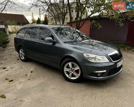 Серый Шкода Октавия, объемом двигателя 1.97 л и пробегом 215 тыс. км за 9100 $, фото 1 на Automoto.ua