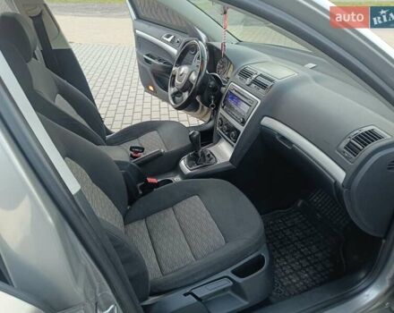 Серый Шкода Октавия, объемом двигателя 1.9 л и пробегом 290 тыс. км за 7000 $, фото 28 на Automoto.ua