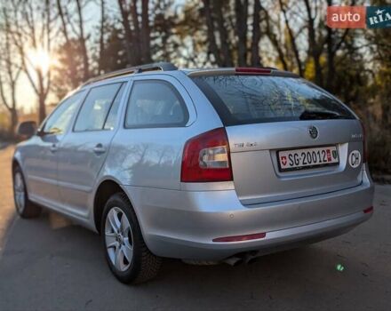 Сірий Шкода Октавія, об'ємом двигуна 1.8 л та пробігом 105 тис. км за 7850 $, фото 10 на Automoto.ua