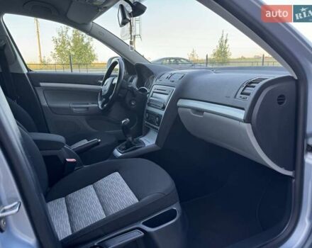 Серый Шкода Октавия, объемом двигателя 1.8 л и пробегом 158 тыс. км за 6500 $, фото 9 на Automoto.ua