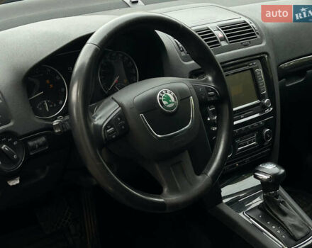 Серый Шкода Октавия, объемом двигателя 1.8 л и пробегом 340 тыс. км за 8999 $, фото 7 на Automoto.ua