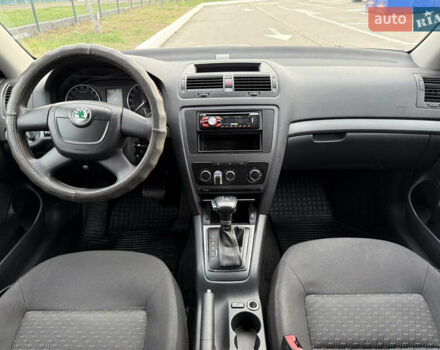 Сірий Шкода Октавія, об'ємом двигуна 1.6 л та пробігом 197 тис. км за 7950 $, фото 15 на Automoto.ua