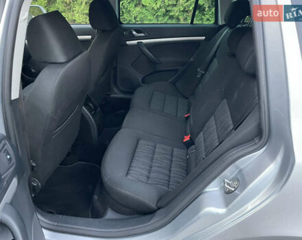 Серый Шкода Октавия, объемом двигателя 1.6 л и пробегом 167 тыс. км за 9500 $, фото 20 на Automoto.ua