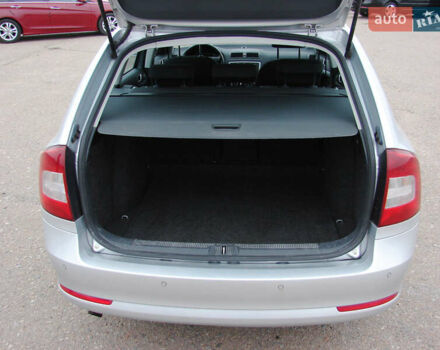 Сірий Шкода Октавія, об'ємом двигуна 1.6 л та пробігом 240 тис. км за 8000 $, фото 21 на Automoto.ua