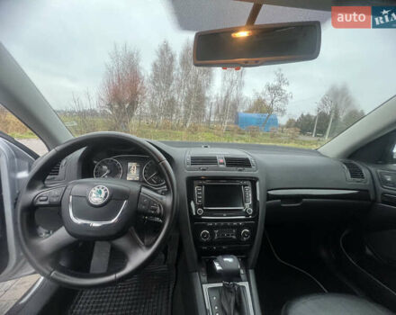 Серый Шкода Октавия, объемом двигателя 2 л и пробегом 254 тыс. км за 10600 $, фото 14 на Automoto.ua