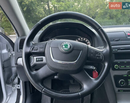 Серый Шкода Октавия, объемом двигателя 1.6 л и пробегом 167 тыс. км за 9500 $, фото 22 на Automoto.ua