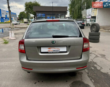 Серый Шкода Октавия, объемом двигателя 1.6 л и пробегом 247 тыс. км за 9900 $, фото 9 на Automoto.ua