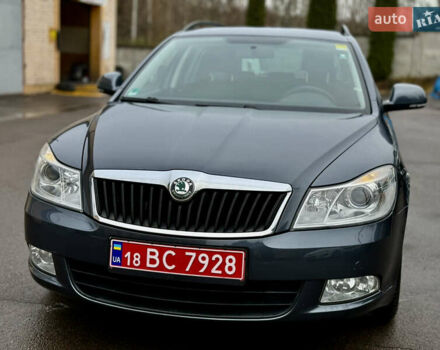 Сірий Шкода Октавія, об'ємом двигуна 1.8 л та пробігом 199 тис. км за 6599 $, фото 1 на Automoto.ua