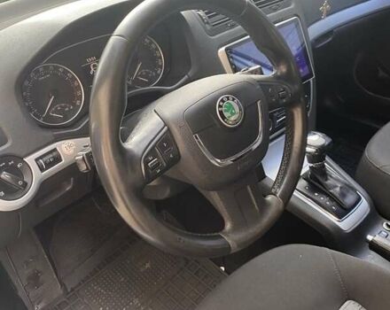 Серый Шкода Октавия, объемом двигателя 1.6 л и пробегом 288 тыс. км за 7500 $, фото 11 на Automoto.ua