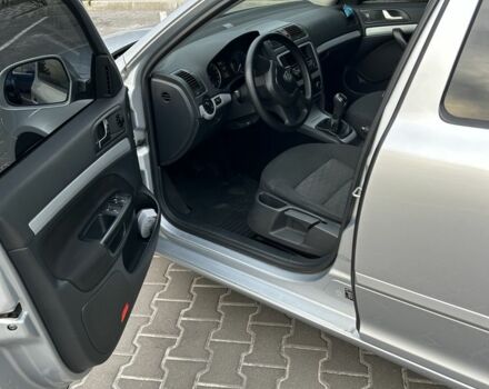 Серый Шкода Октавия, объемом двигателя 2 л и пробегом 312 тыс. км за 7300 $, фото 7 на Automoto.ua