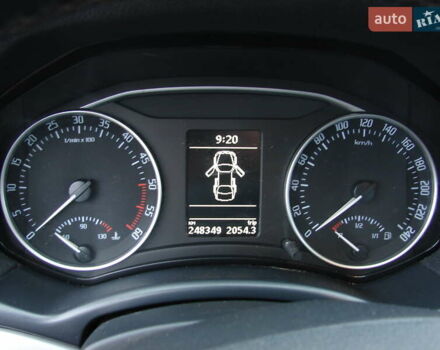 Сірий Шкода Октавія, об'ємом двигуна 1.6 л та пробігом 240 тис. км за 8000 $, фото 12 на Automoto.ua