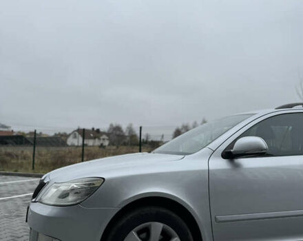 Серый Шкода Октавия, объемом двигателя 1.6 л и пробегом 183 тыс. км за 7400 $, фото 1 на Automoto.ua