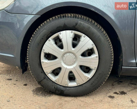 Сірий Шкода Октавія, об'ємом двигуна 1.6 л та пробігом 307 тис. км за 5940 $, фото 11 на Automoto.ua