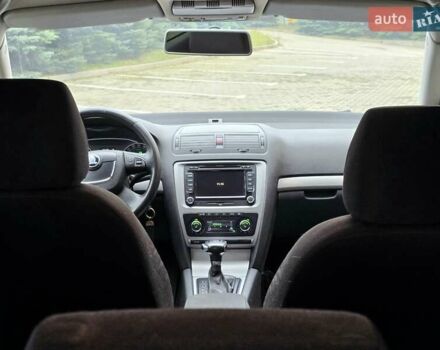 Серый Шкода Октавия, объемом двигателя 1.8 л и пробегом 226 тыс. км за 6400 $, фото 21 на Automoto.ua