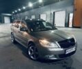 Серый Шкода Октавия, объемом двигателя 1.8 л и пробегом 221 тыс. км за 7500 $, фото 1 на Automoto.ua
