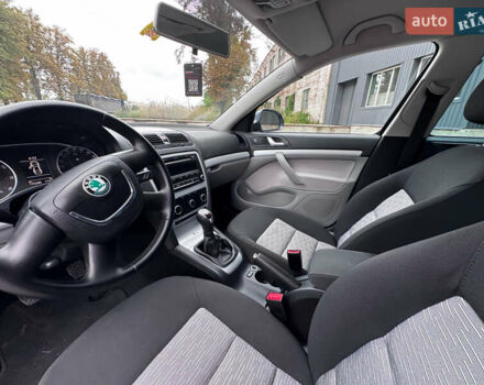 Серый Шкода Октавия, объемом двигателя 1.8 л и пробегом 175 тыс. км за 8700 $, фото 36 на Automoto.ua