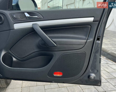 Серый Шкода Октавия, объемом двигателя 2 л и пробегом 211 тыс. км за 13200 $, фото 105 на Automoto.ua