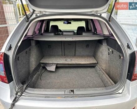 Серый Шкода Октавия, объемом двигателя 1.8 л и пробегом 234 тыс. км за 8200 $, фото 3 на Automoto.ua