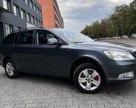 Серый Шкода Октавия, объемом двигателя 1.8 л и пробегом 175 тыс. км за 8700 $, фото 3 на Automoto.ua