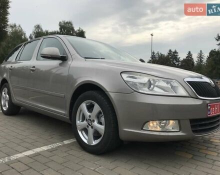 Шкода Октавия 2011 в Луцке на Automoto.ua Серый Шкода Октавия, объемом двигателя 0 л и пробегом 187 тыс. км за 7850 $, фото 15 на Automoto.ua
