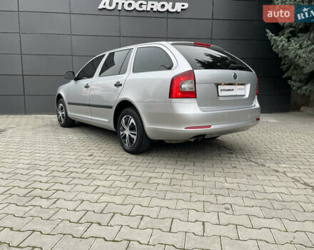 Сірий Шкода Октавія, об'ємом двигуна 1.8 л та пробігом 250 тис. км за 6999 $, фото 19 на Automoto.ua