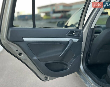 Сірий Шкода Октавія, об'ємом двигуна 1.39 л та пробігом 267 тис. км за 7400 $, фото 14 на Automoto.ua